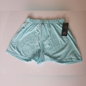 New WILD FABLE Women's Casual Shorts size S Light Blue Elastic Shorts